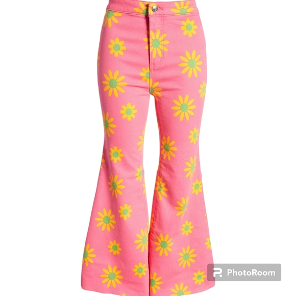 🚨SOLD🚨NWT FP Youthquake High rise printed crop Flare jeans - Picture 4 of 5